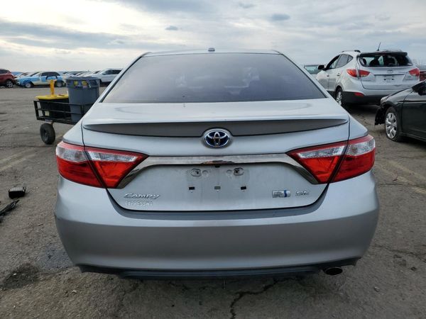 2016 TOYOTA CAMRY