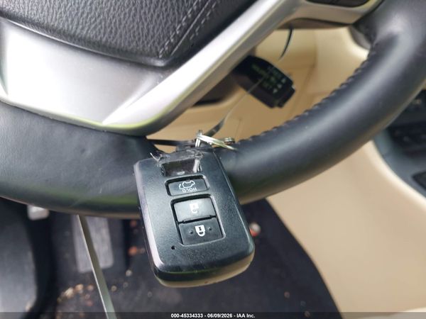 2019 TOYOTA HIGHLANDER LIMITED