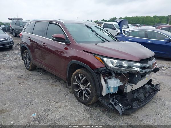 2019 TOYOTA HIGHLANDER LIMITED