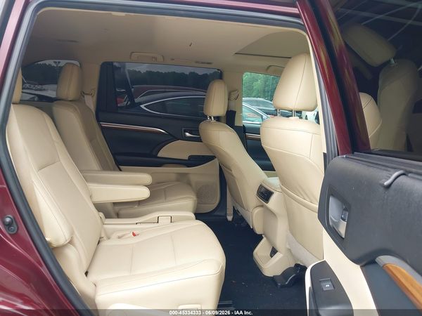 2019 TOYOTA HIGHLANDER LIMITED