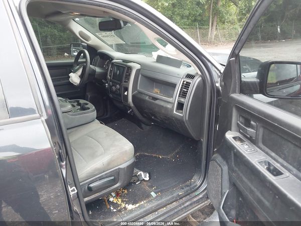 2019 RAM 1500 CLASSIC EXPRESS  4X2 5'7 BOX