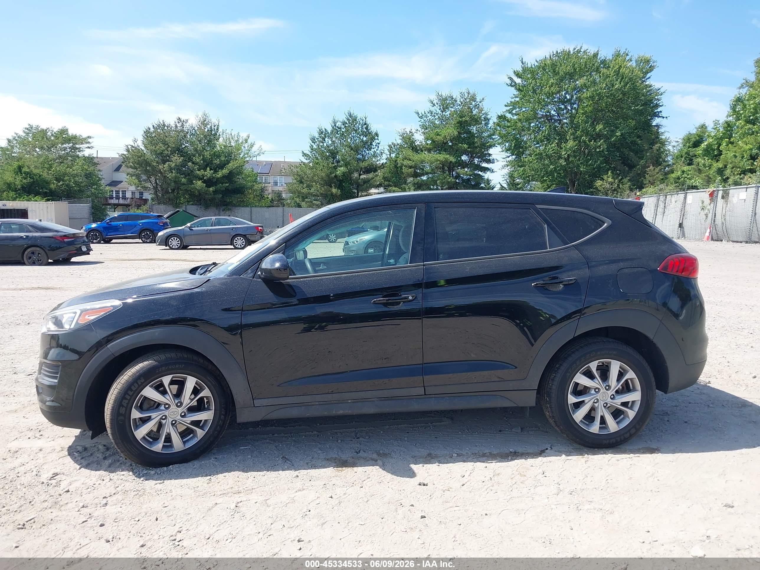 2019 HYUNDAI TUCSON SE