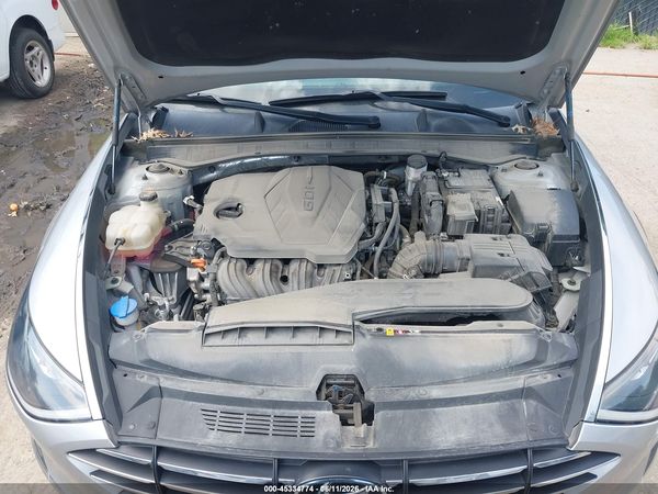 2022 HYUNDAI SONATA SE