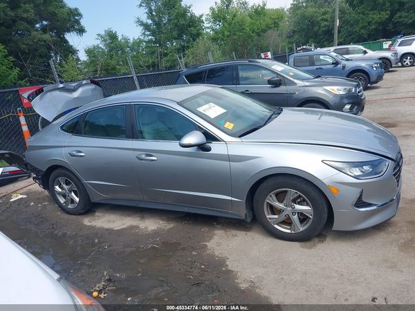 2022 HYUNDAI SONATA SE
