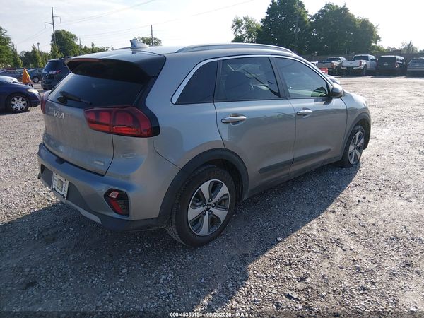 2022 KIA NIRO LX