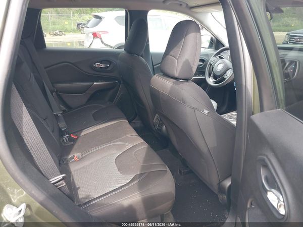 2019 JEEP CHEROKEE LATITUDE 4X4