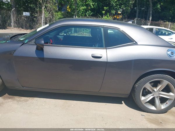 2016 DODGE CHALLENGER SXT