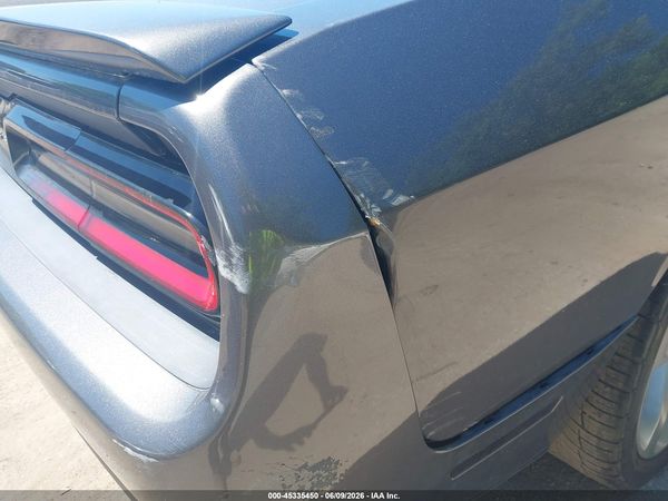 2016 DODGE CHALLENGER SXT
