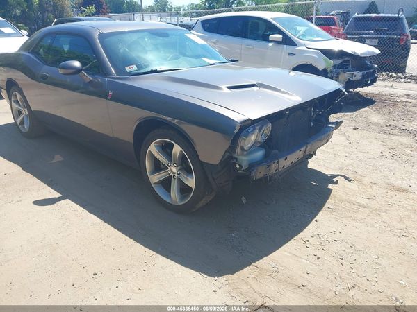 2016 DODGE CHALLENGER SXT