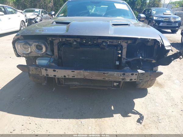 2016 DODGE CHALLENGER SXT