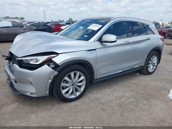2019 INFINITI QX50 ESSENTIAL
