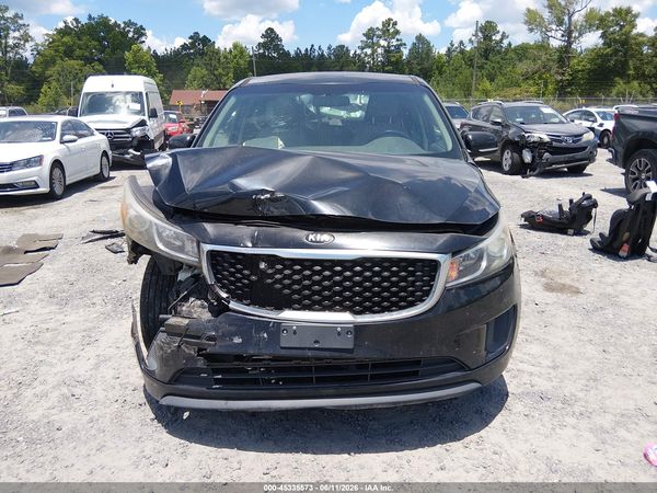 2017 KIA SEDONA LX