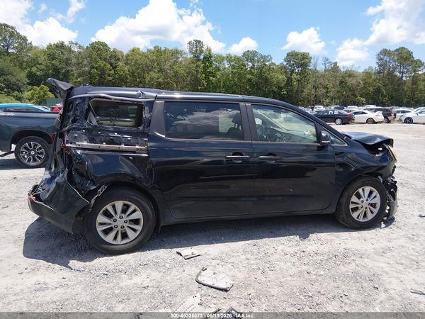 2017 KIA SEDONA LX