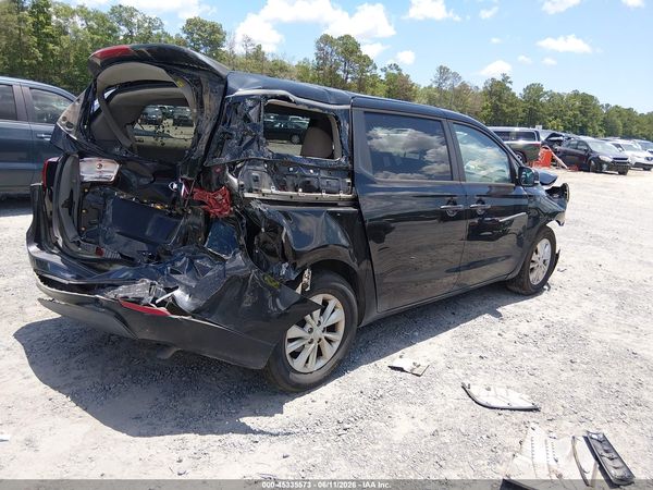 2017 KIA SEDONA LX