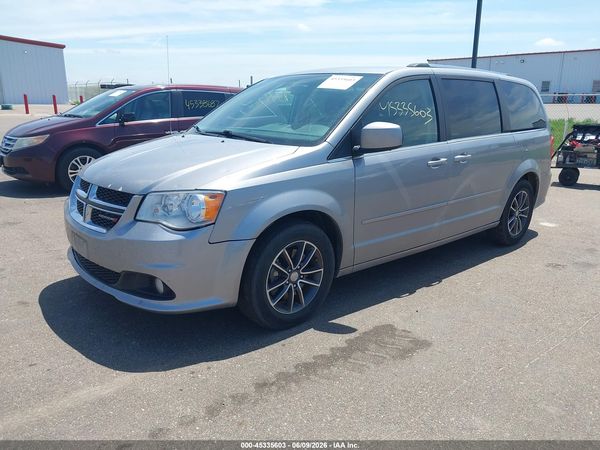 2016 DODGE GRAND CARAVAN SXT — I2