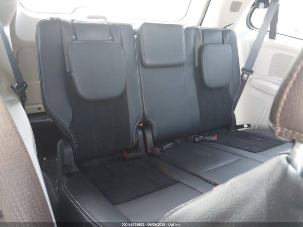 2016 DODGE GRAND CARAVAN SXT — I152
