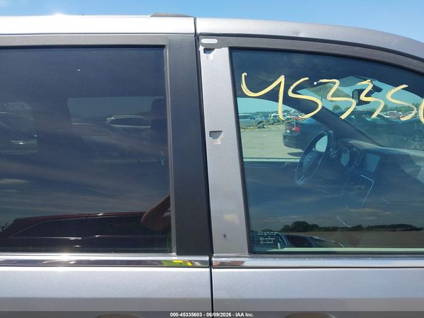 2016 DODGE GRAND CARAVAN SXT — I153