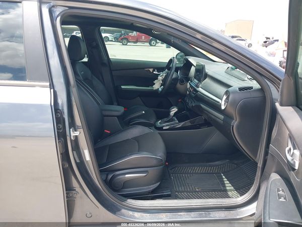 2021 KIA FORTE GT-LINE