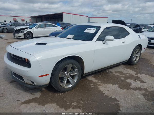 2016 DODGE CHALLENGER SXT