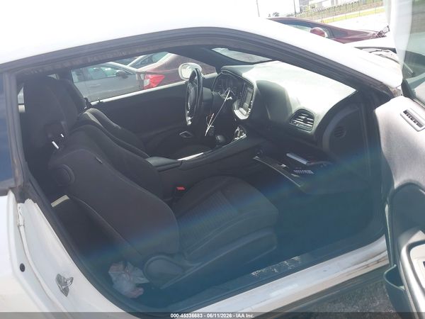 2016 DODGE CHALLENGER SXT