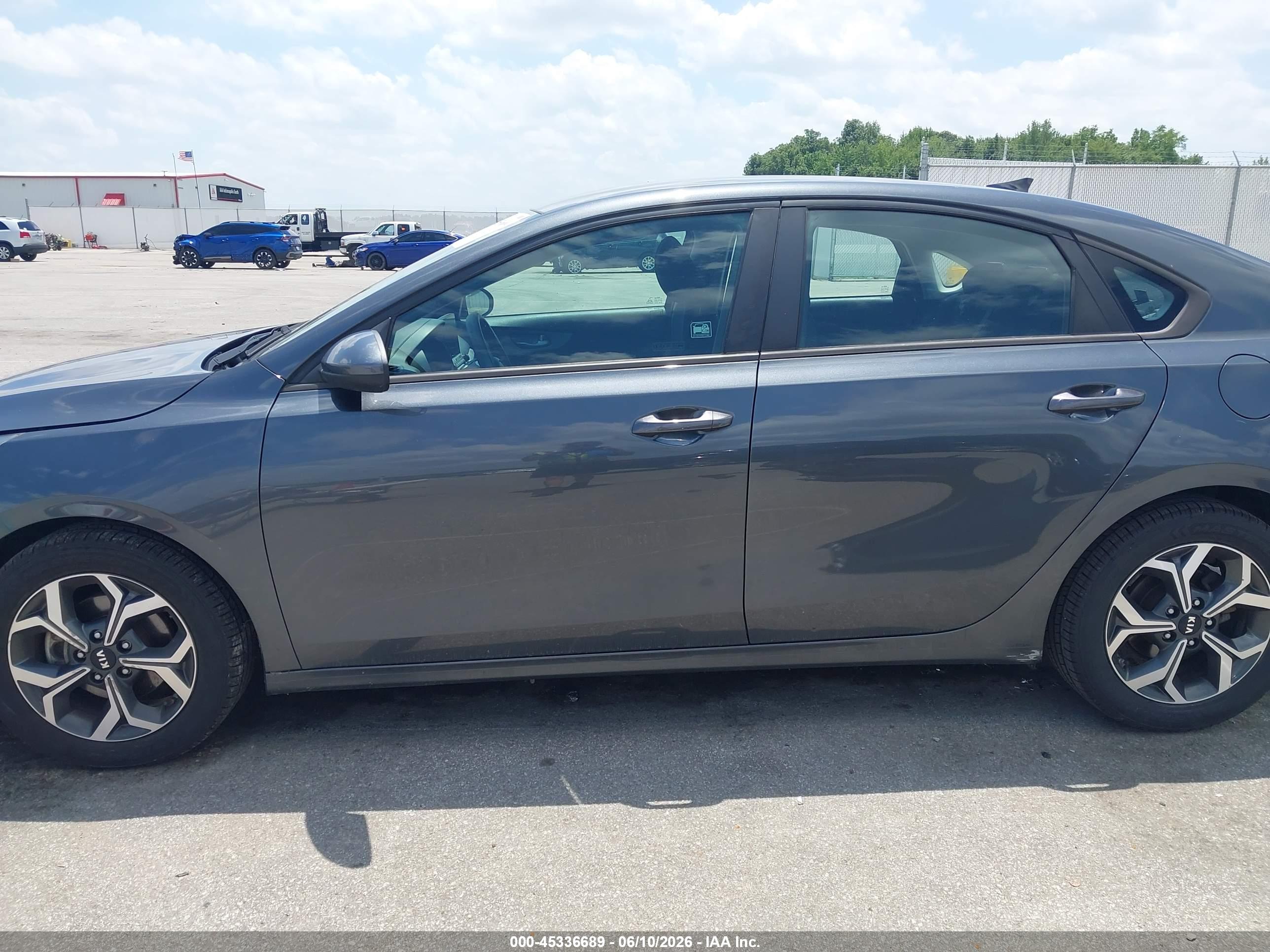 2021 KIA FORTE LXS