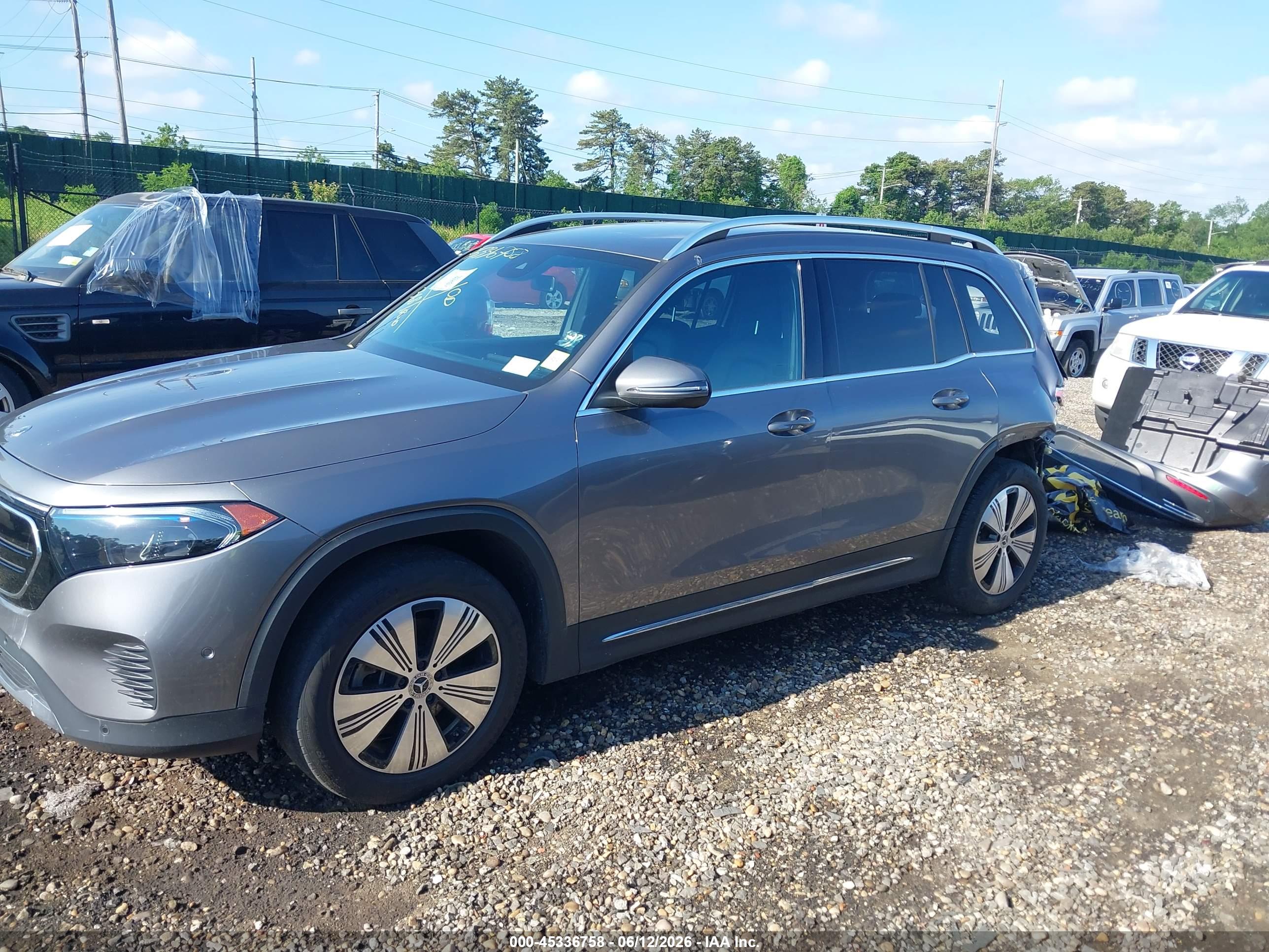 2023 MERCEDES-BENZ EQB 300 SUV 4MATIC