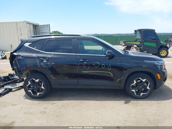 2025 KIA SELTOS EX