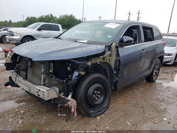 2019 TOYOTA HIGHLANDER LE PLUS
