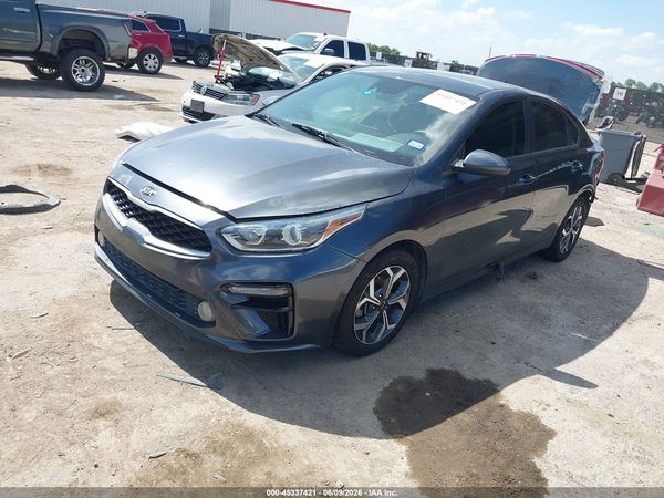 2020 KIA FORTE LXS