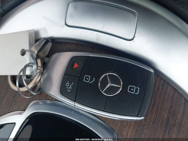 2019 MERCEDES-BENZ C 300 C300