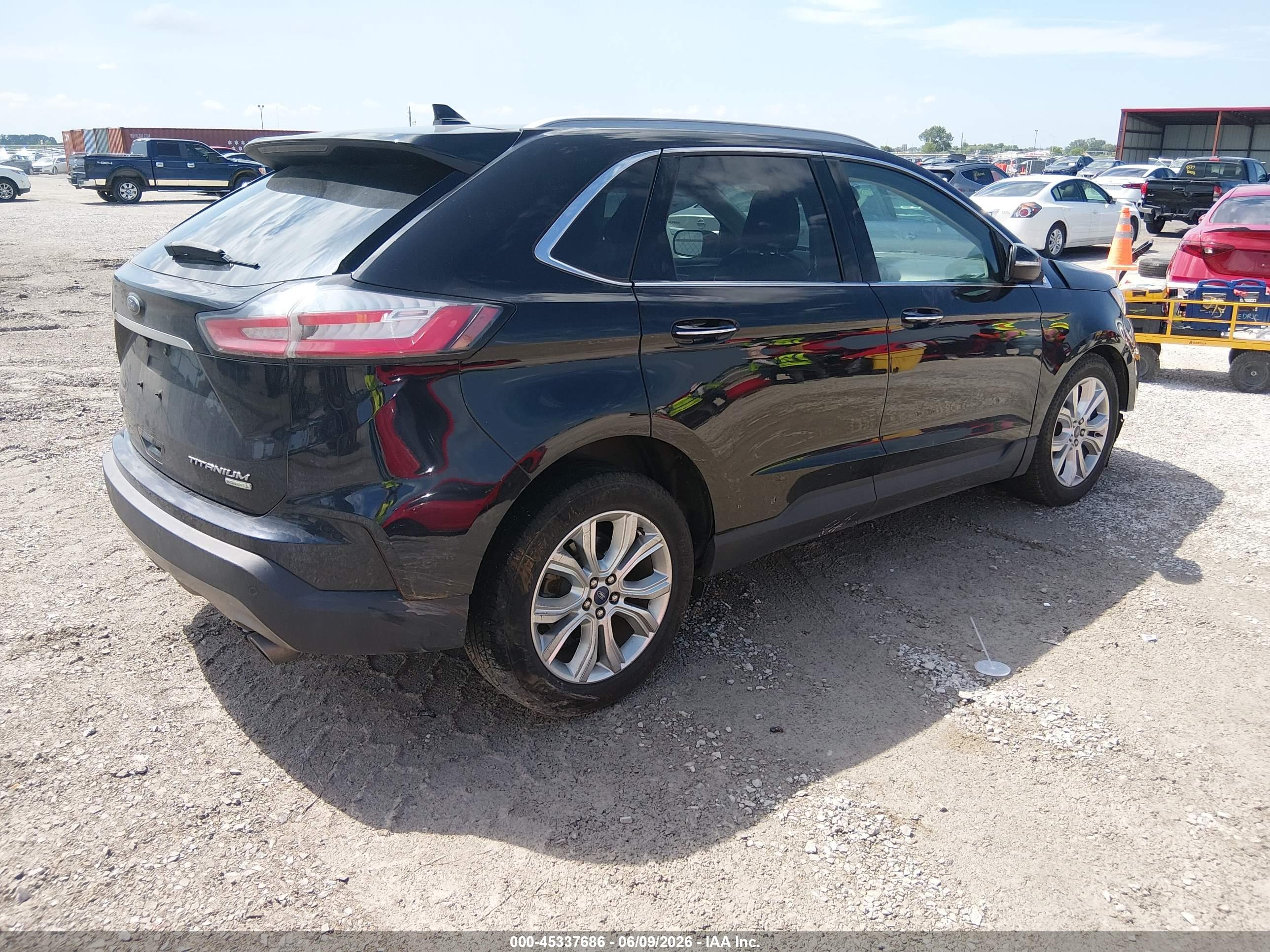 2020 FORD EDGE TITANIUM — I4