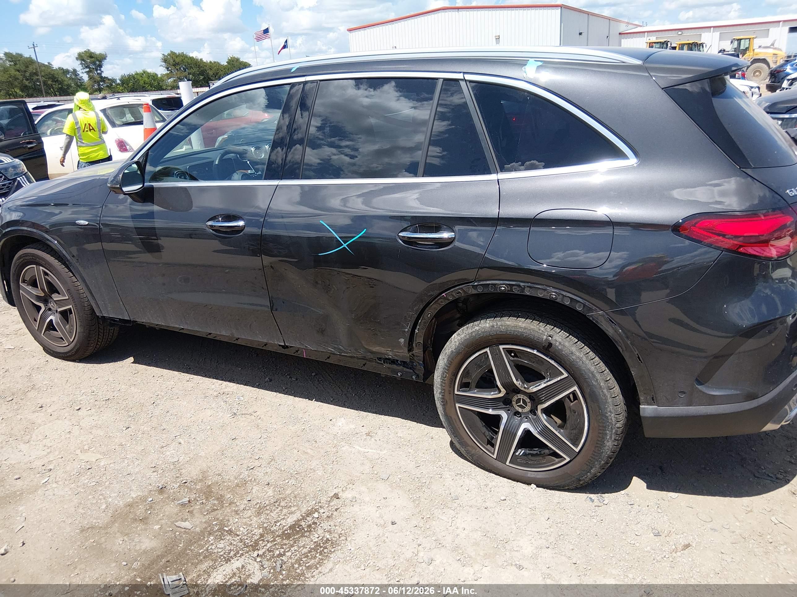 2025 MERCEDES-BENZ GLC 350E 4MATIC