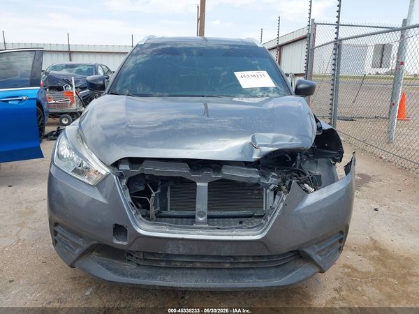 2019 NISSAN KICKS S