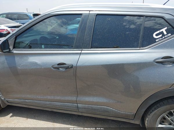 2019 NISSAN KICKS S