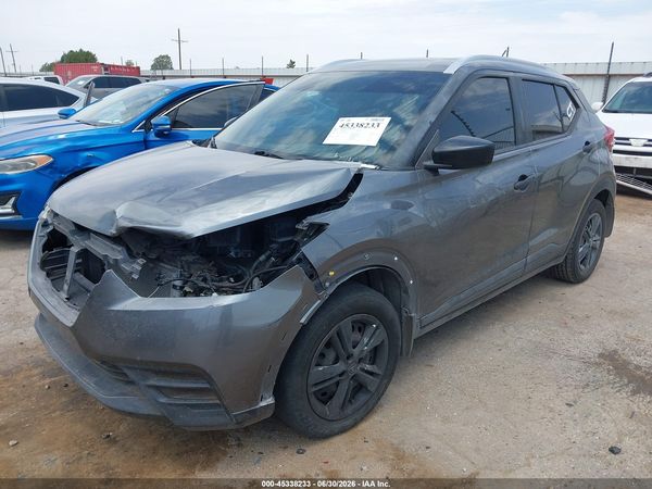 2019 NISSAN KICKS S
