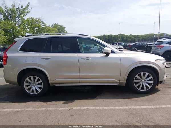 2016 VOLVO XC90 T6 MOMENTUM