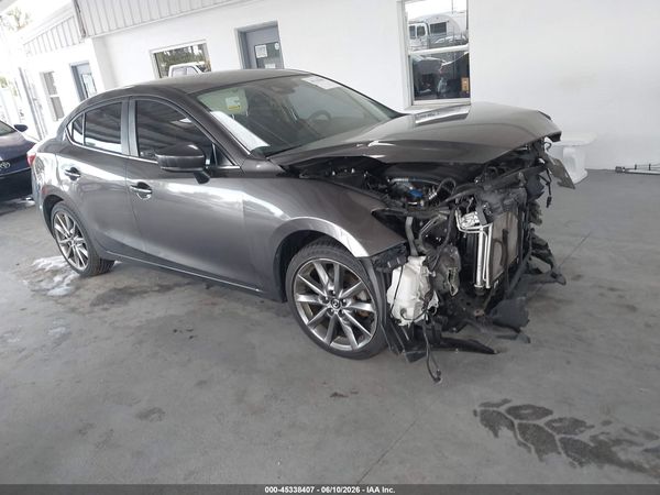 2018 MAZDA MAZDA3 TOURING