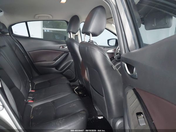 2018 MAZDA MAZDA3 TOURING