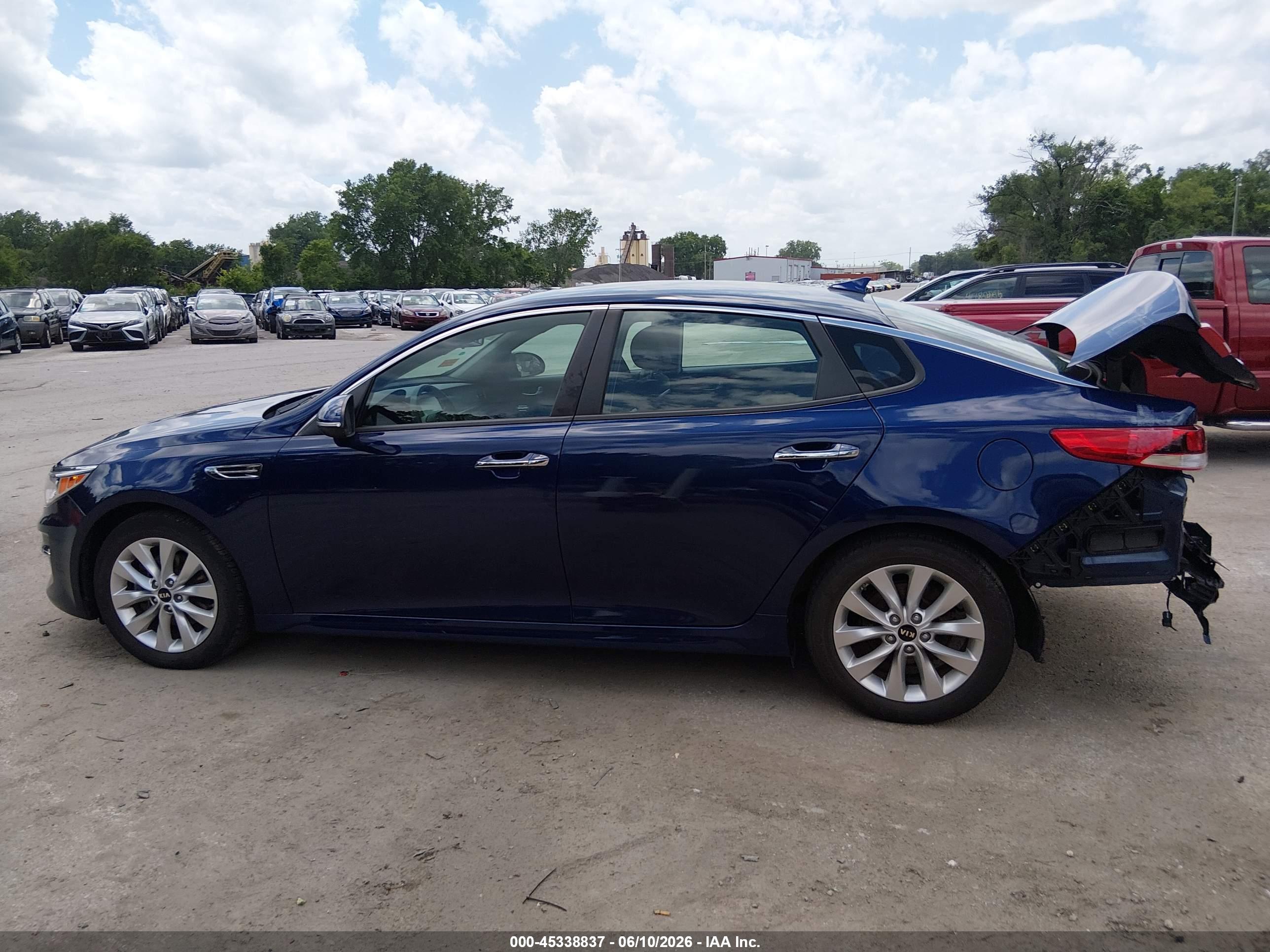 2018 KIA OPTIMA LX