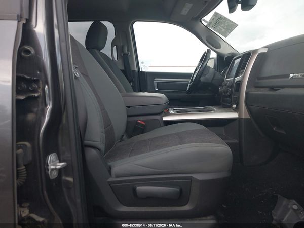 2017 RAM 1500 BIG HORN  4X4 5'7 BOX