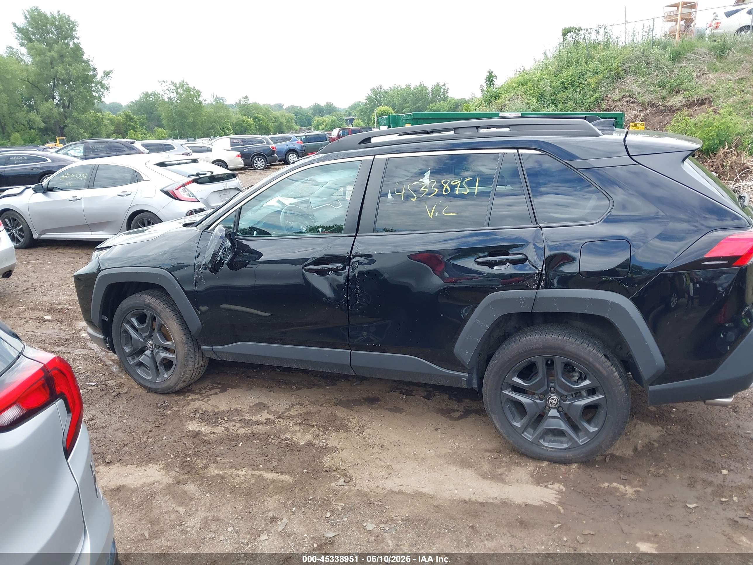 2022 TOYOTA RAV4 ADVENTURE