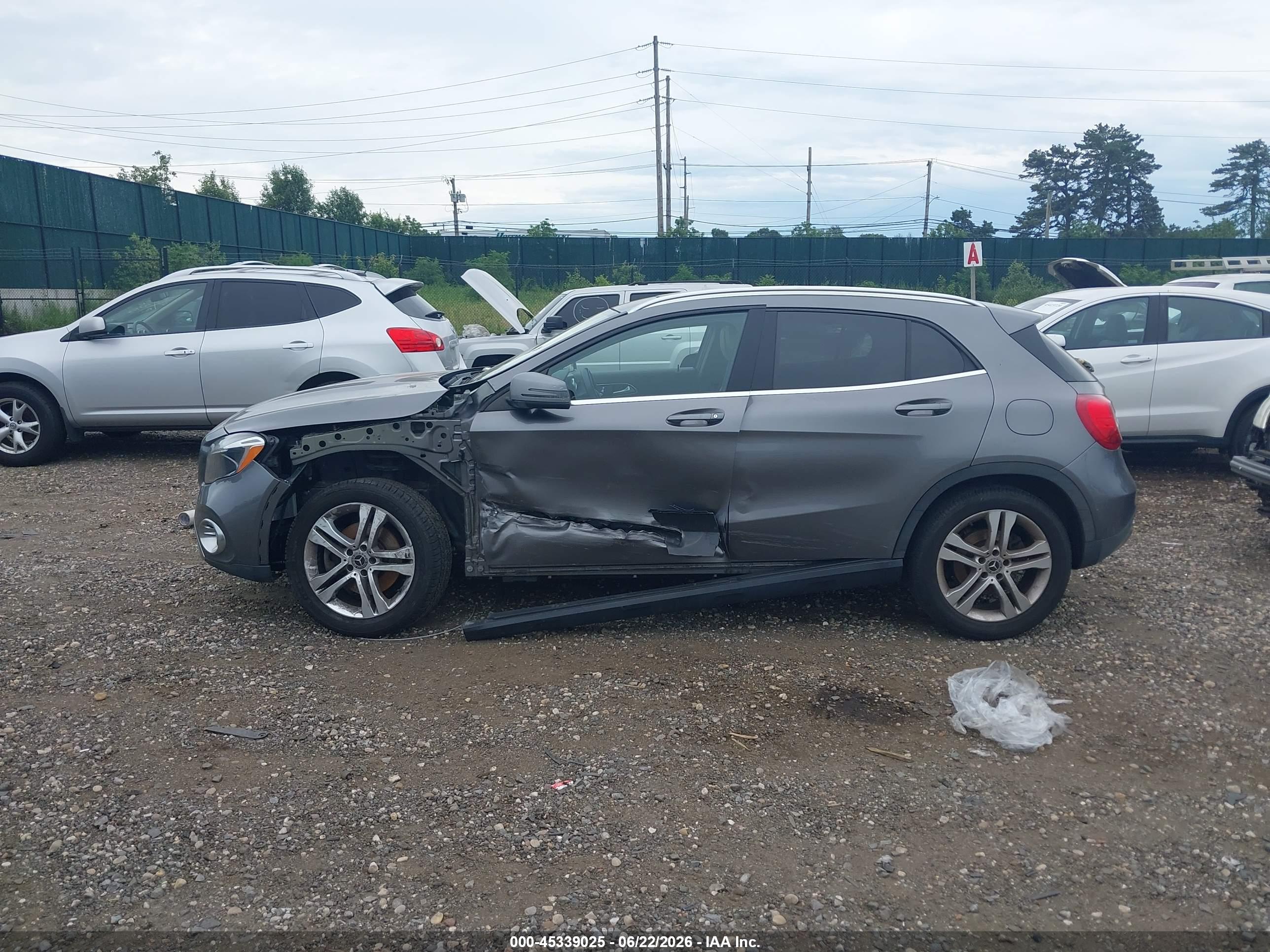 2018 MERCEDES-BENZ GLA 250 4MATIC
