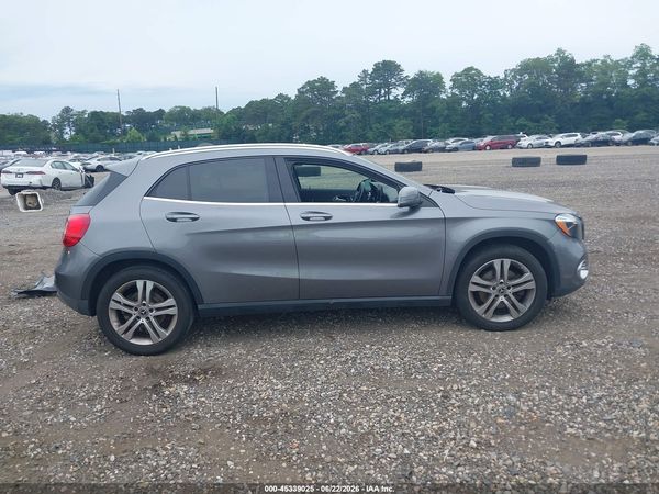 2018 MERCEDES-BENZ GLA 250 4MATIC