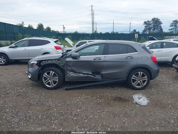 2018 MERCEDES-BENZ GLA 250 4MATIC