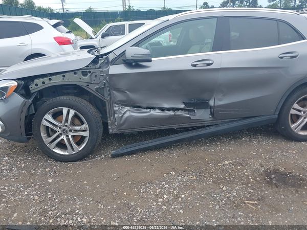 2018 MERCEDES-BENZ GLA 250 4MATIC