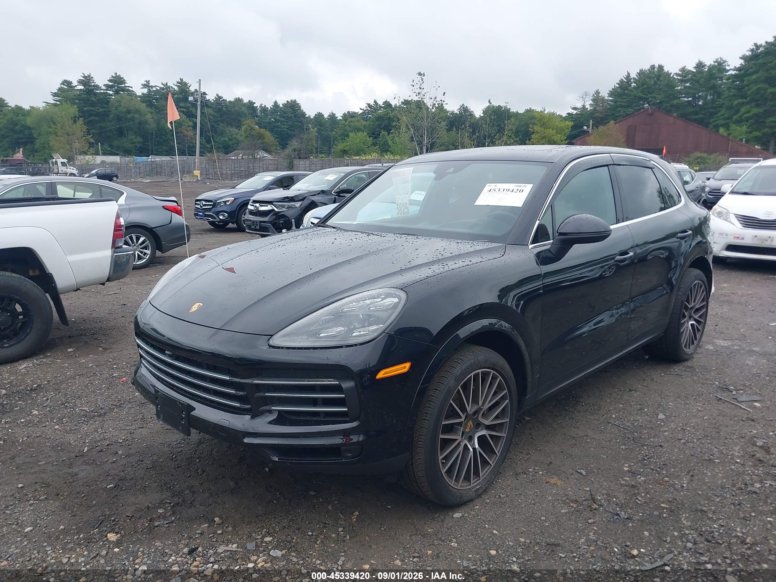 2022 PORSCHE CAYENNE PLATINUM EDITION — I2