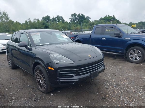2022 PORSCHE CAYENNE PLATINUM EDITION — I1