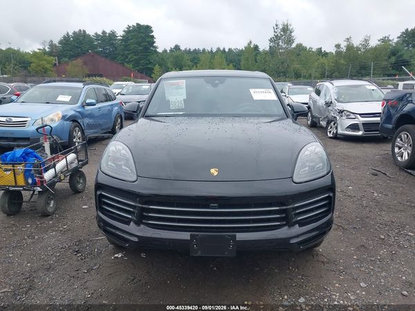 2022 PORSCHE CAYENNE PLATINUM EDITION — I115