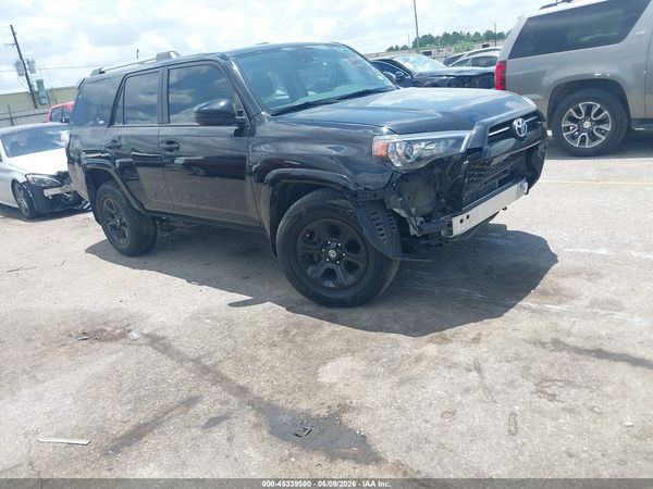 2023 TOYOTA 4RUNNER SR5