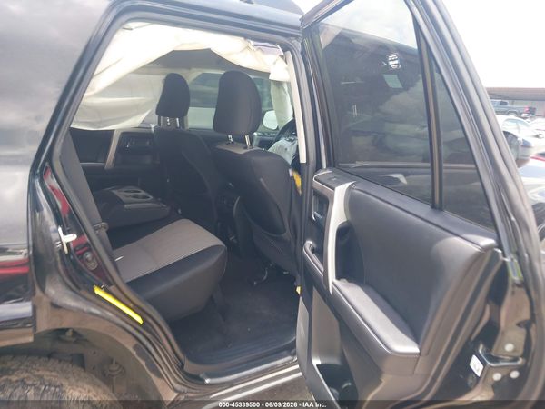 2023 TOYOTA 4RUNNER SR5